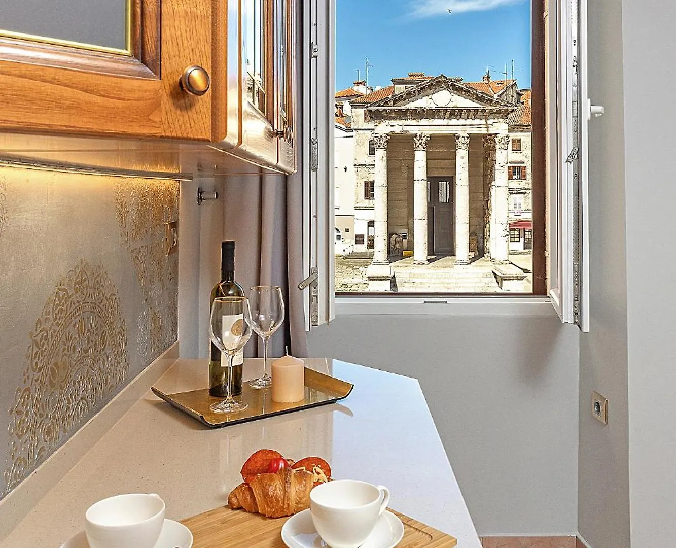 Apartment Augustus Forum View Pula Croatia